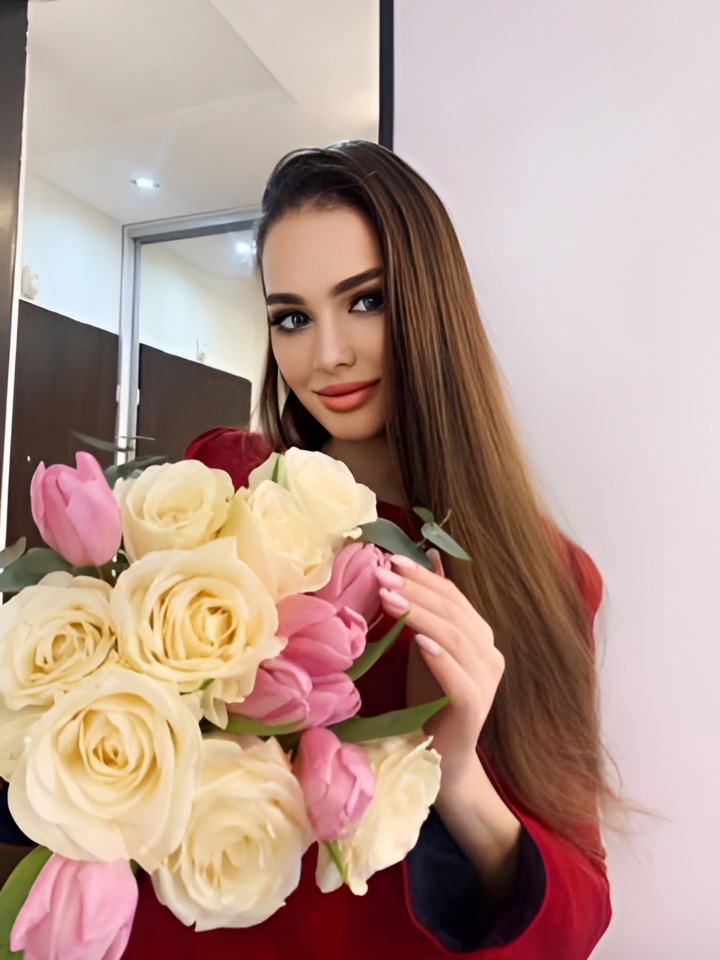 Ярослава привлекательная девушка из Ашитково цена от 3000 руб